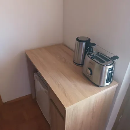 Apartma Brina 3 *